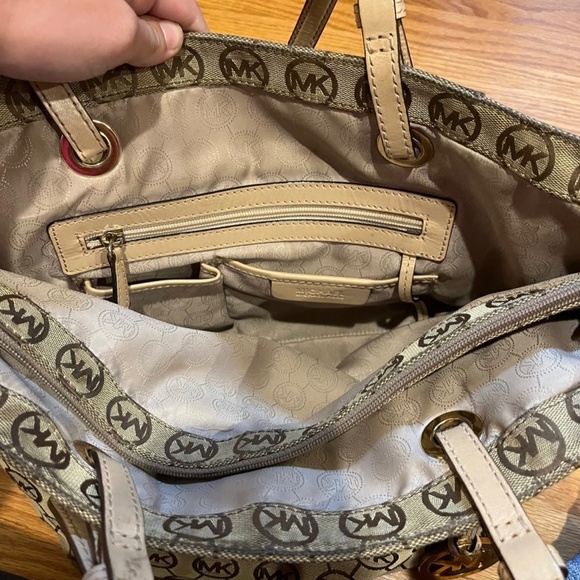 Michael Kors Purse - Picture 8 of 12